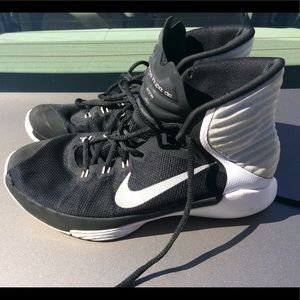 Women’s Nike basketball sneakers